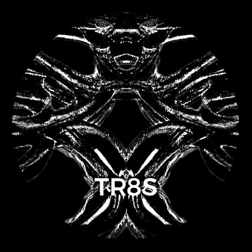 TR8S - 4