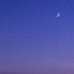 三日月(Crescent Moon)