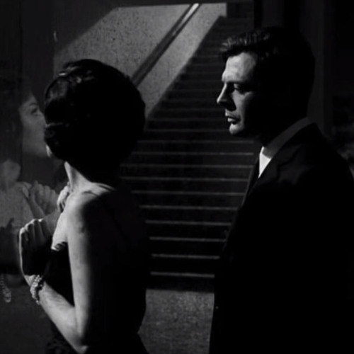 قلبي خذاه و سَسافر