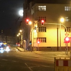 Frostig Klar - Akeli