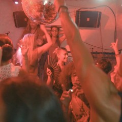 Pikes Ibiza August 24- one hour SET at the bathroom -by Laura Real