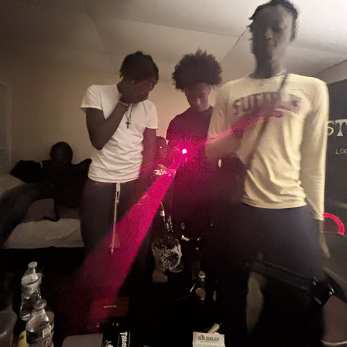 dxrt3all flow ft. zayesxo & läz (emosama)