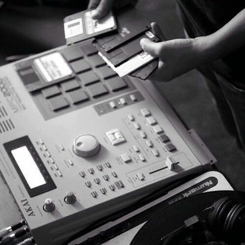 quick beat on Mpc2000 Street Saga