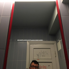 MATTO, ma sei chiuso in bagno e non ti vede nessuno