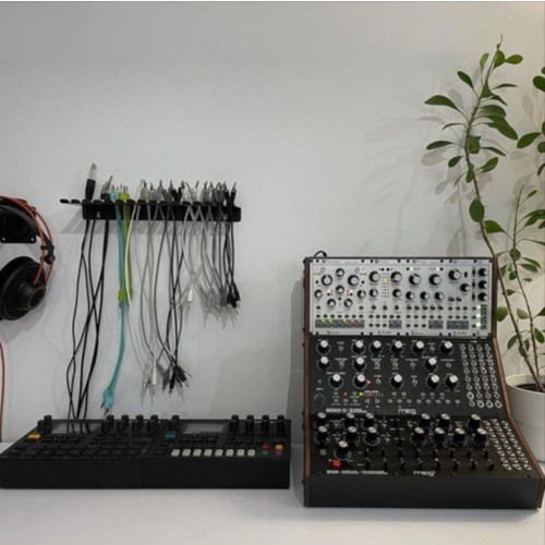 "In bloom" community "Song game" Entry jam #6