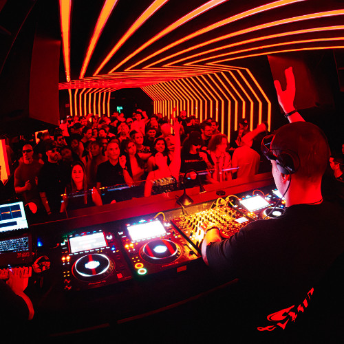 THIAGO HADDAD @ D-EDGE SÂO PAULO - MOVING 20/03 - LIVE SET