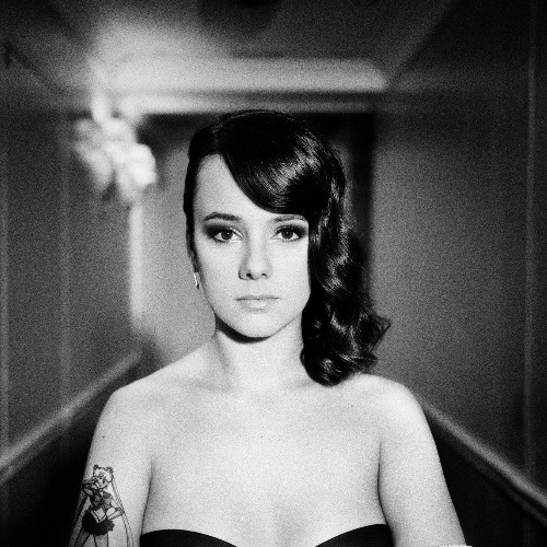 Alizée - J'ai Pas Vingt Ans (re disco ver ''Moi j'ai le Temps'' Felix 's Love reMix) back to 2003