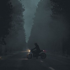 Night vibes🖤