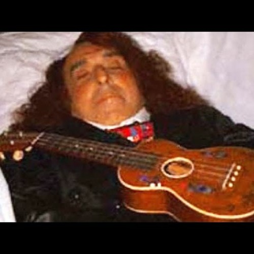 Pigeon Tip Toes Through The Garden With Me (Esseks Ft Tiny Tim KholdPhuzion Remix)