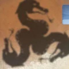 𛰺𒓽🁗🂆🂐🜆𑧏