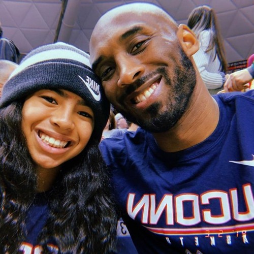 Look Up N Wave At You (Kobe + Gigi)
