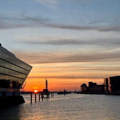 Night Drive Therapy – Deep Melodic House Mix