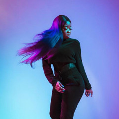 7 rings remix ☂️