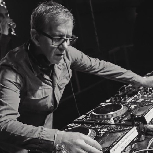 The Balearic Breaks Show 04 [with Micky Finn]
