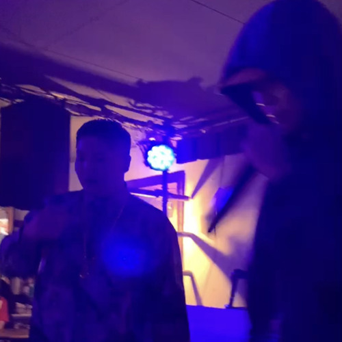 STRUGGLE feat fuzzy nave1