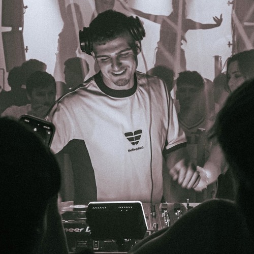 Nightcrawler X Freed From Desire - Markovski Edit (SKIP 30 SEC)