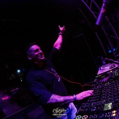 Ons @ Coliseum Cuarto Menguante 10-6-23