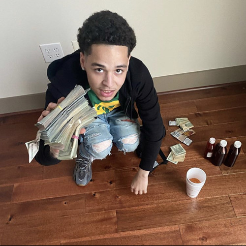 Lil Lar x MoneyBagz Buzz - On My Back