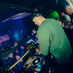 LIVES MIXES & PODCAST