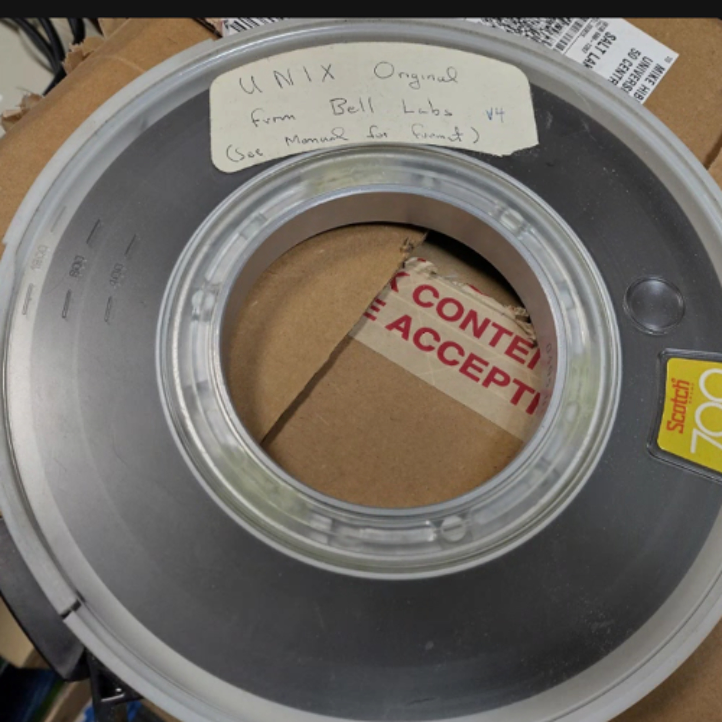 Plur1bus, Bugonia, Bazzite, Font Crime,  Unix v4 Tapes GIS902