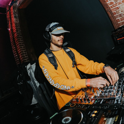 No ones listening (Go Crazy mix)