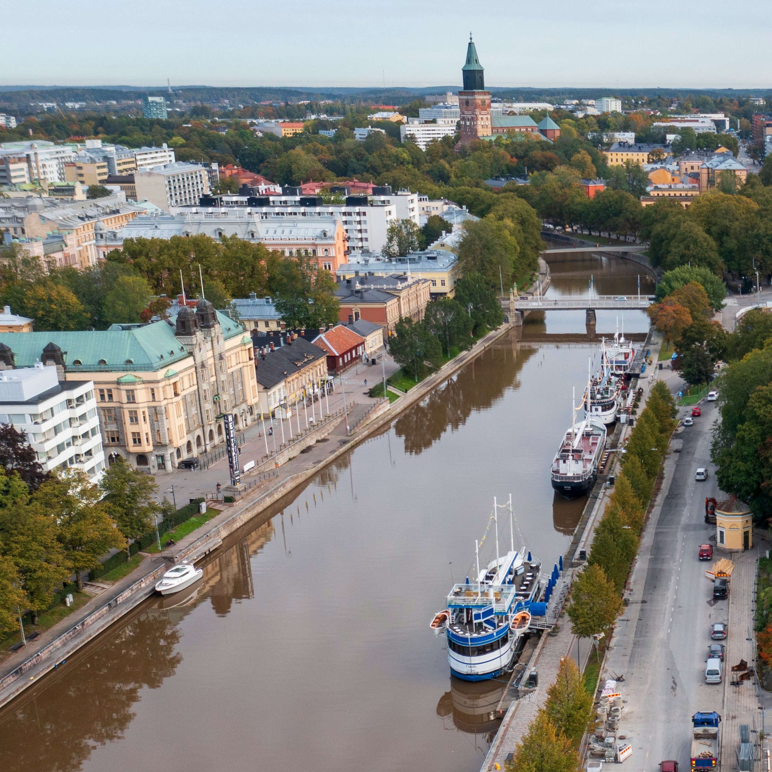 Polikulaari, Humanisti vastaa ja muut TS Podcastit