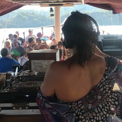 MARIE BLOOMFIELD - bare feet - mix - 25/06/2020