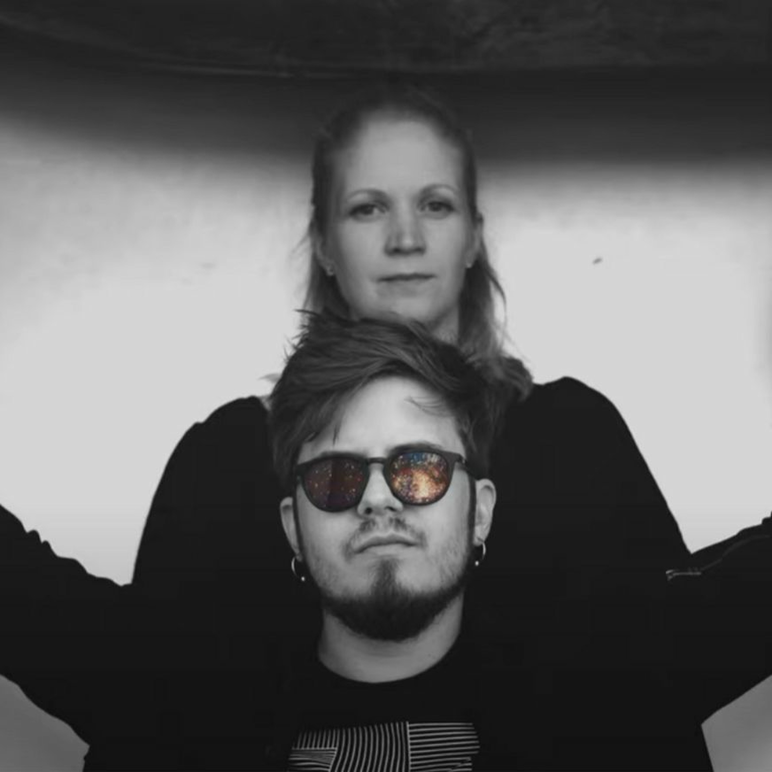 Right Brain Music Podcast - Episode 29: Musical Worlds Collide Under the Midnight Sun