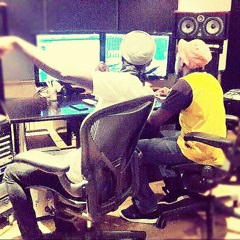 Lundi Leth'ukukhanya(REMIX) Capslock