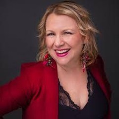 Leadership Lowdown | Melanie McNamara - A World Full Of Choices