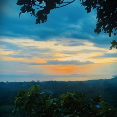 Veehkim - Apichada Sunset Live Set