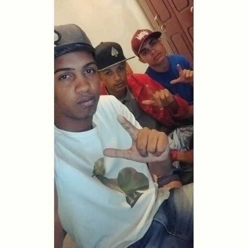 MC DENNY & MC GW - VAGABUNDO VAI TE MACHUCAR = UNIÃO DA SACANAGEM #PJLVINICINDOC.