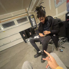 @KMarliii x @9Kapone “MoonRockz” Freestyle