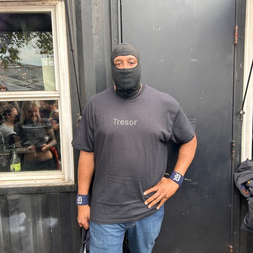 DJ Stingray 313 @ The Lot Radio 10-04-2024