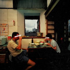 GIA ĐÌNH TRƯỚC TIỀN