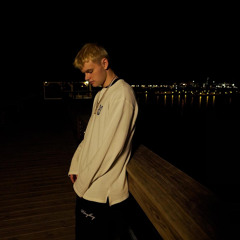 Spooky Dior - Darkside (prod. Fewtile) Official Video In DESC