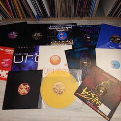 100% Classic Uk Hardcore Sing a Long Goodness Vinyls ........ Absolute Bangers