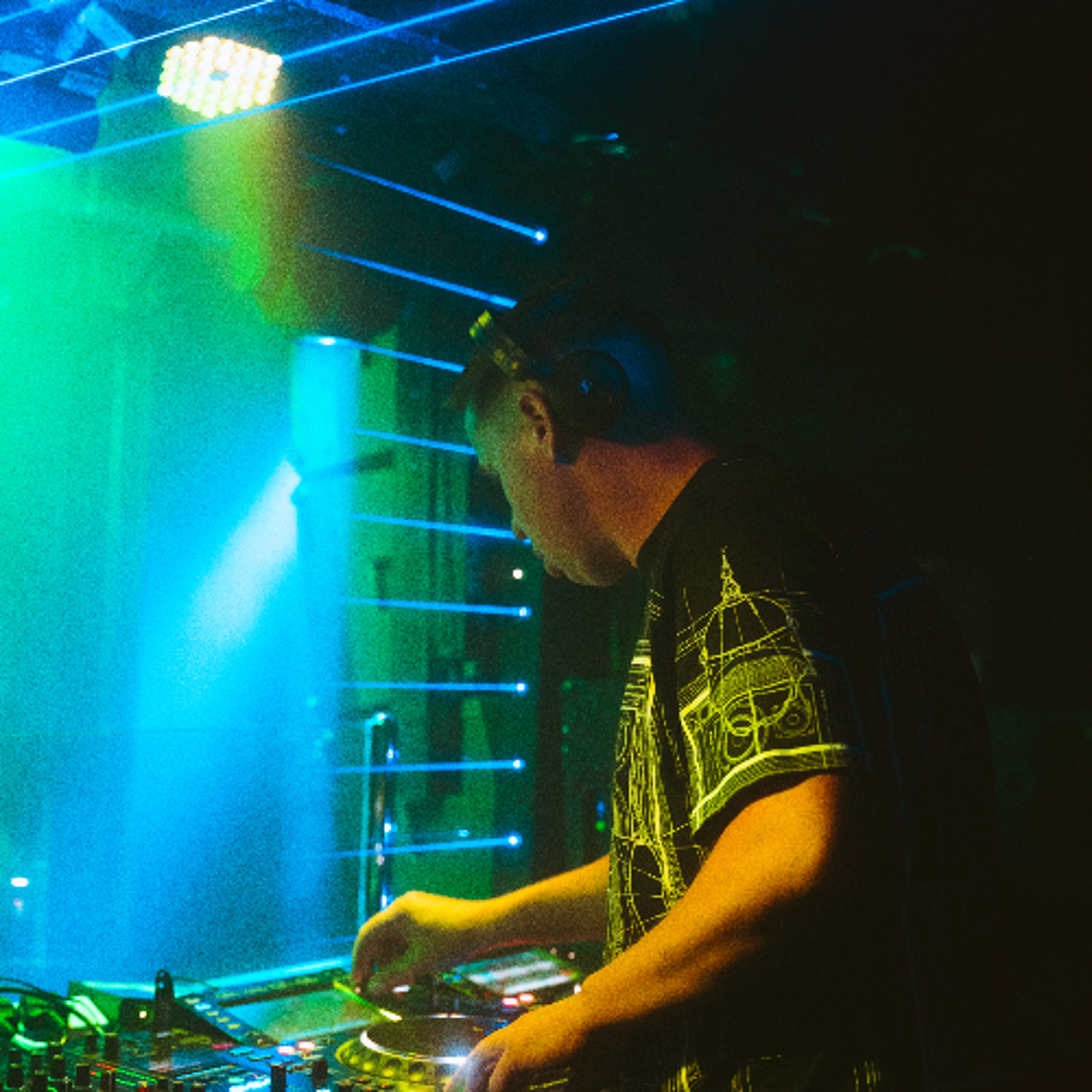 LOUIS THE DON / BIG FAT RAVE DUBTENDO MIX ON TOXIC SICKNESS / DECEMBER / 2025 LOUIS THE DON / BIG FAT RAVE DUBTENDO MIX ON TOXIC SICKNESS / DECEMBER / 2025