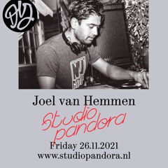 Joel Hemmen in Studio Pandora