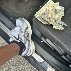 niggas flat ft (Beezy,corde1600)