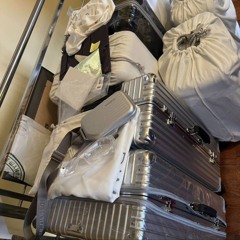ioshero-rimowa bags