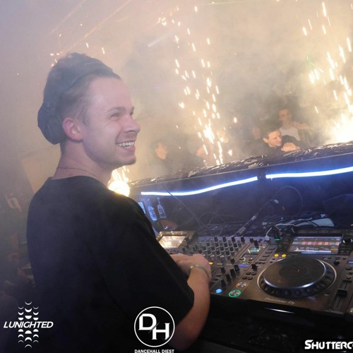 Garcon Blond | Lunighted Studio NYE 2024