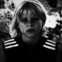 Coral Reevs - Monochrome (Cut Me Open)