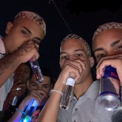 18 MINUTINHOS QUEBRANDO A PORRA TODA [ DJ's mnr J ²² ] & [ MACZIN O ÚNICO ]
