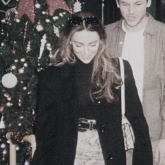 R.E.M - Ariana grande