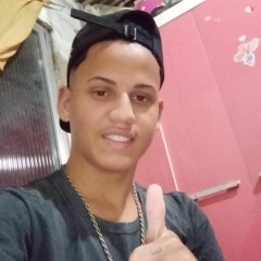 MC PL DA BARREIRA - OLHA O PINGENTE DO MOÇO
