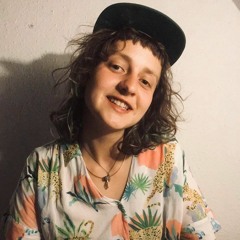 lo-pod #007 - Lucie Vuittong
