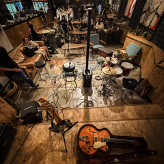 La chica (live at The Gypsy Poet)feat. Osley, Helio Cruz