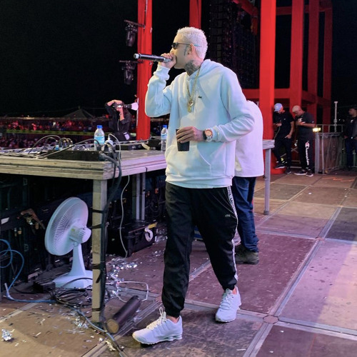 MC TH DA SERRA , MC MINININ - APROVEITA O MOMENTO = DJ LUIZ SILVA & DJ TG DA INESTAN