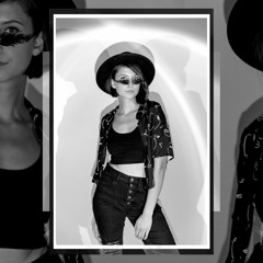 Mirrors Vol. 42 | Magda Halina